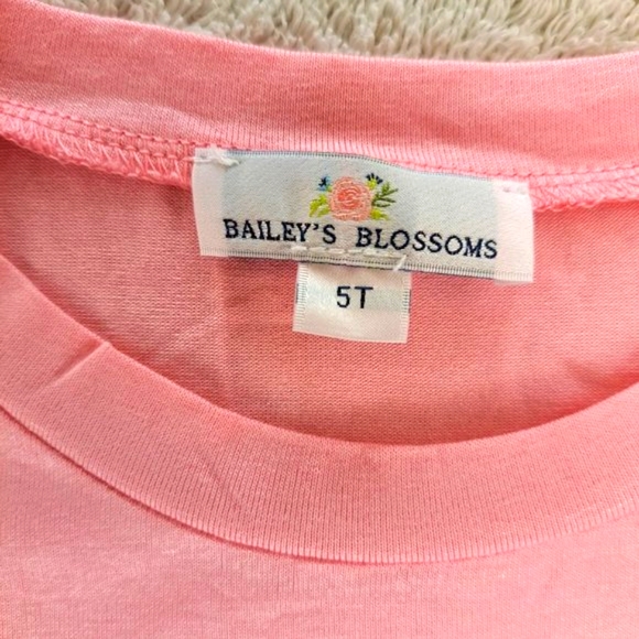 NEW Bailey's Blossoms Oink Mini Tee Tunic Size 5T - Picture 3 of 4